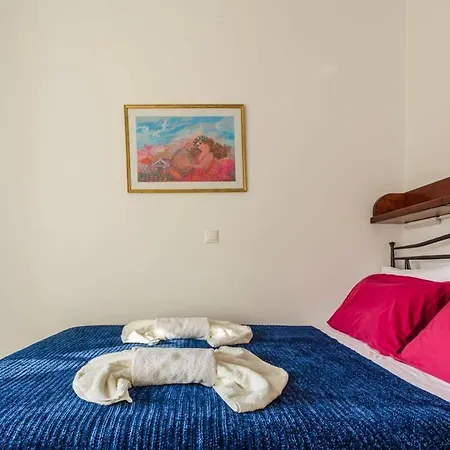 Daire Stone - Cosy Mountain Escape Stemnitsa