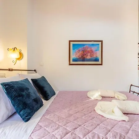 Daire Stone - Cosy Mountain Escape Stemnitsa